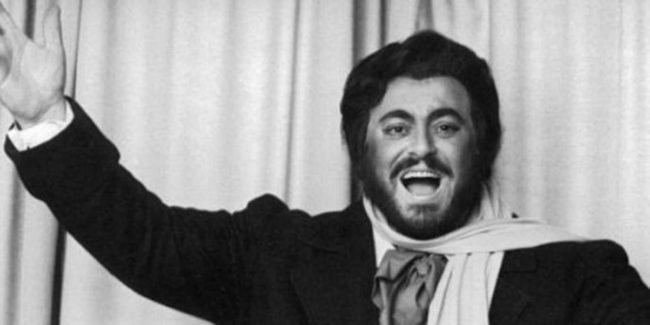 Luciano-Pavarotti-vigo-galicia-opera-musica-mayeusis-conservatorio-luces-navidad-superior-pontevedra Luciano Pavarotti vigo galicia opera musica mayeusis conservatorio luces navidad superior pontevedra